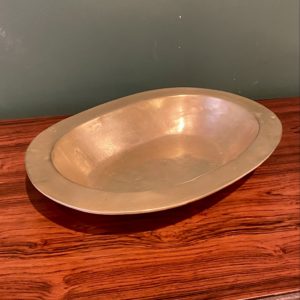 Plat ancien en bronze