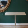Table d'appoint pivotante et ajustable