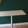 Table d'appoint pivotante et ajustable – Image 3