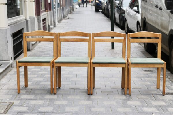 4 chaises en chêne massif Musterring, 1970