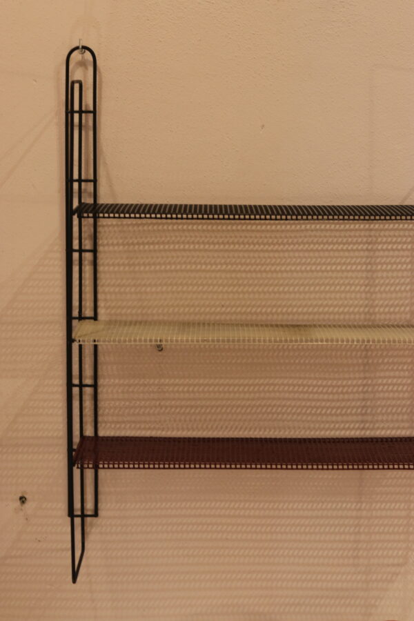 Etagère String tricolore en métal perforé – Image 3