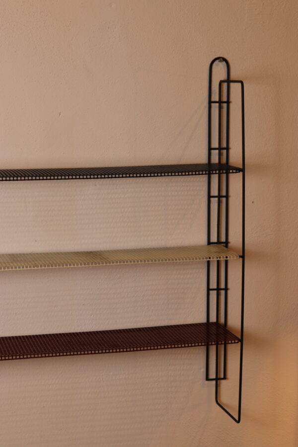 Etagère String tricolore en métal perforé – Image 4