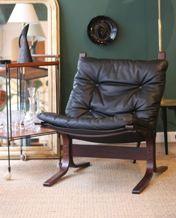 Fauteuil Siesta, Ingmar Relling, cuir noir