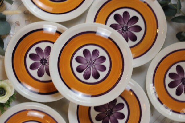 Assiettes à desser, en faïence de Gien