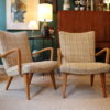 Paire de fauteuils vintage en pin et tissu chiné beige – Image 8