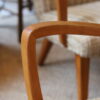 Paire de fauteuils vintage en pin et tissu chiné beige – Image 10