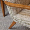 Paire de fauteuils vintage en pin et tissu chiné beige – Image 6