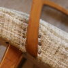 Paire de fauteuils vintage en pin et tissu chiné beige – Image 2