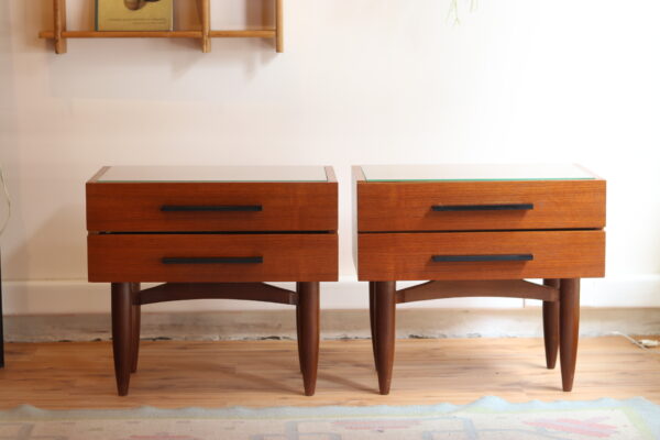 Paire de tables de nuit vintage en teck – Image 5