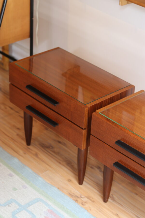 Paire de tables de nuit vintage en teck – Image 2
