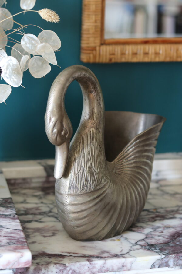 Grand cache-pot en forme de cygne, 1960