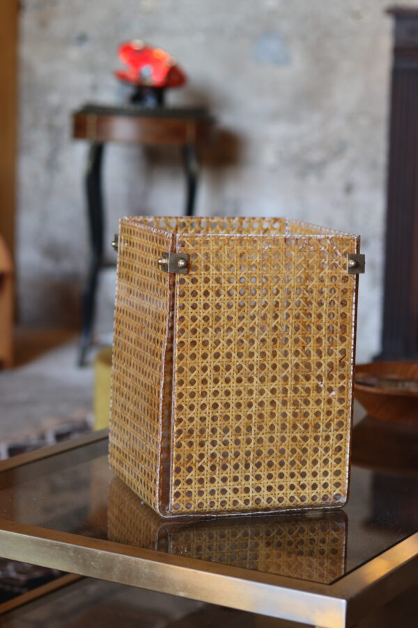 Corbeille en cannage et plexiglas, années 70 – Image 4