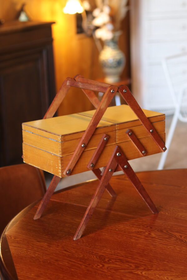 Travailleuse vintage en bois clair – Image 6