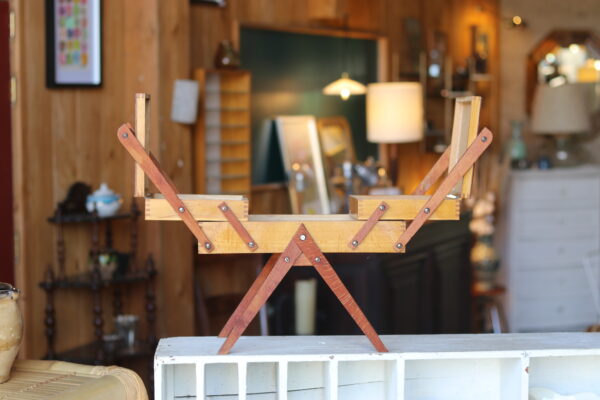 Travailleuse vintage en bois clair – Image 5