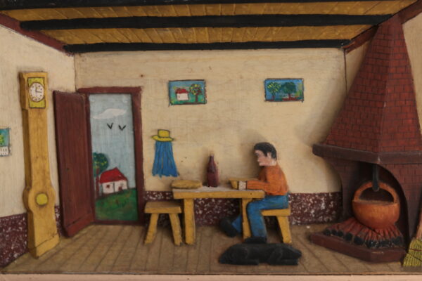 Tableau en bois sculpté et peint, intérieur paysan savoyard 1950 – Image 2