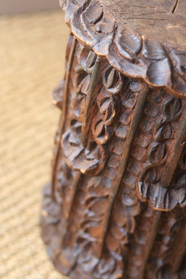 Socle ancien en bois sculpté, Wabi Sabi – Image 2