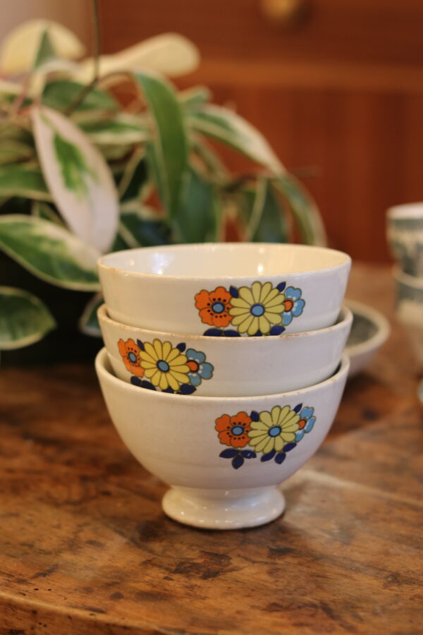 3 bols vintage aux motifs de fleurs stylisées