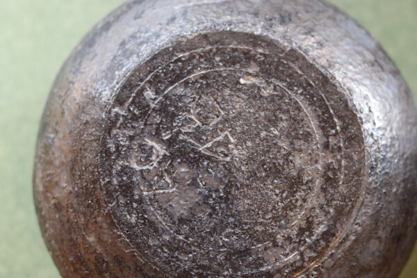 Vase boule en grès émaillé, tons gris-bleu nuancé, circa 1960 – Image 4