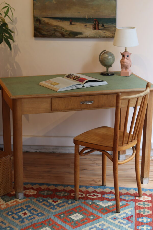 Table de cuisine ou de bureau en bois clair, années 30-40 – Image 3