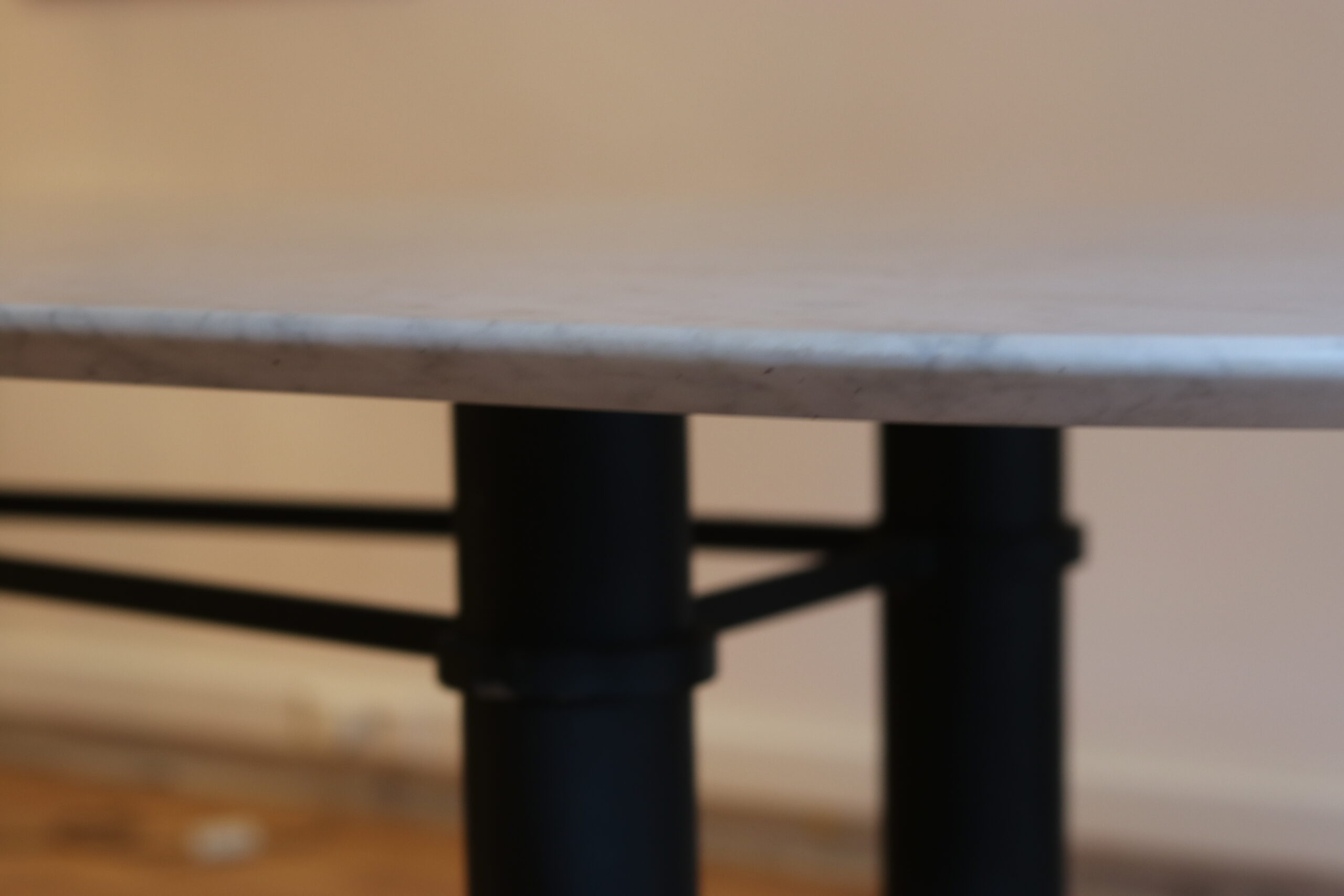 Grande table à manger vintage en marbre de carrare – Image 12