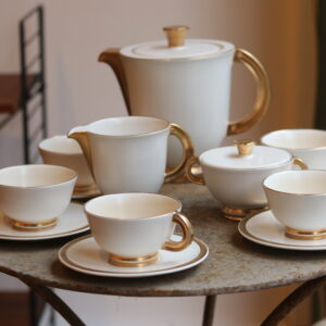 ervice à café Villeroy & Boch, Art déco, années 1930, porcelaine blanche et dorée