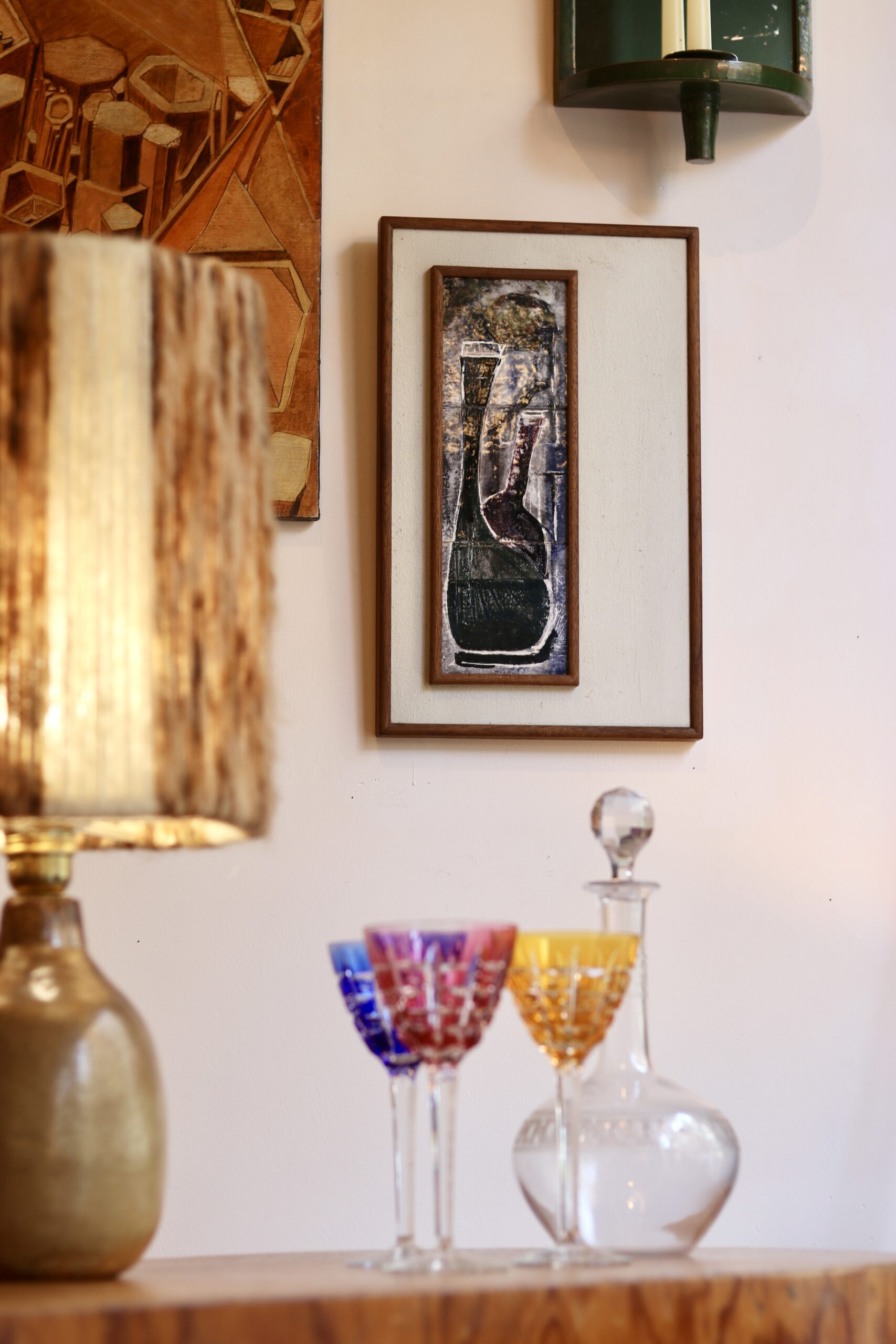 Cadre mural années 60 en céramique – nature morte stylisée – Image 3