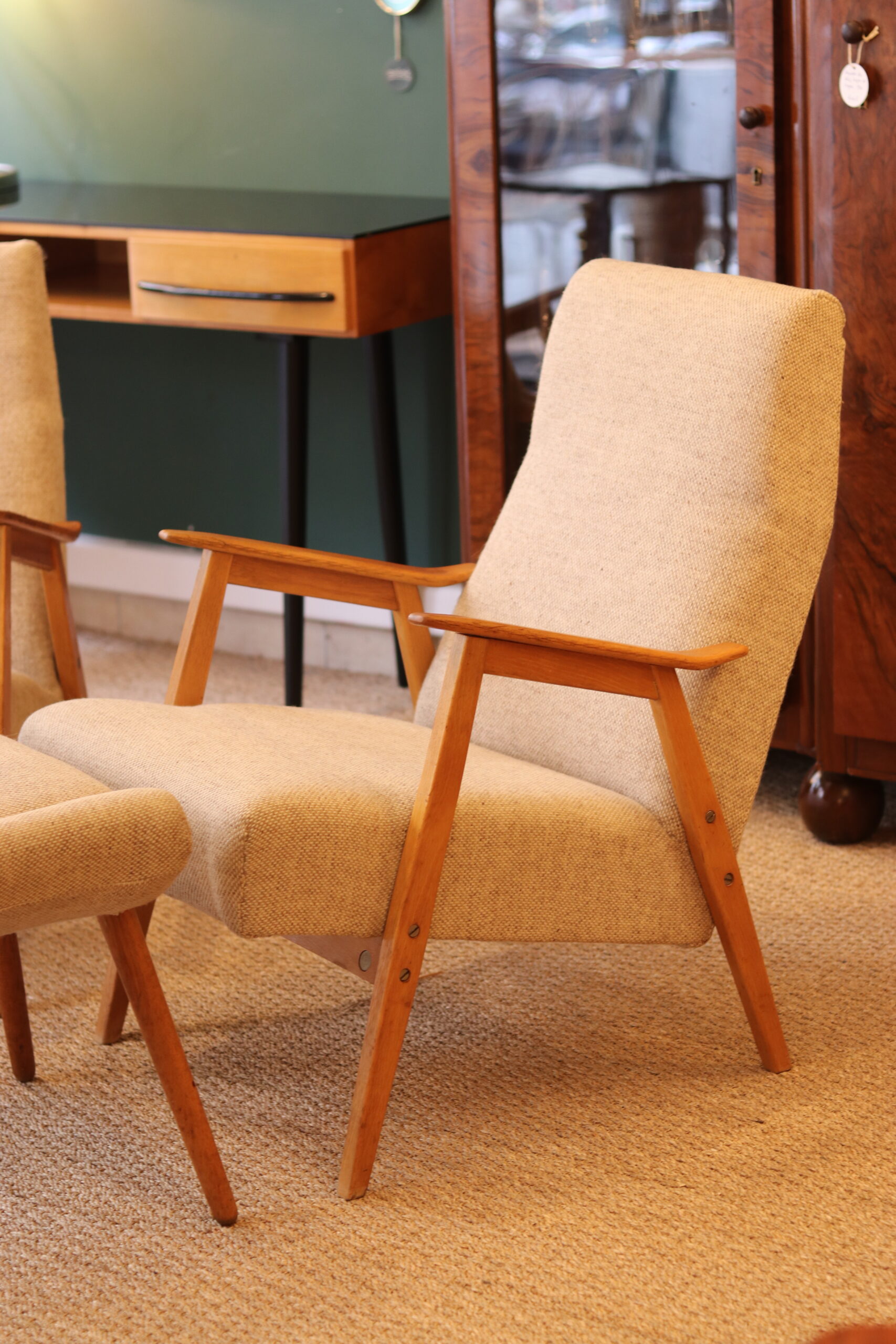 Paire de fauteuils années 1960 + ottoman – Image 7