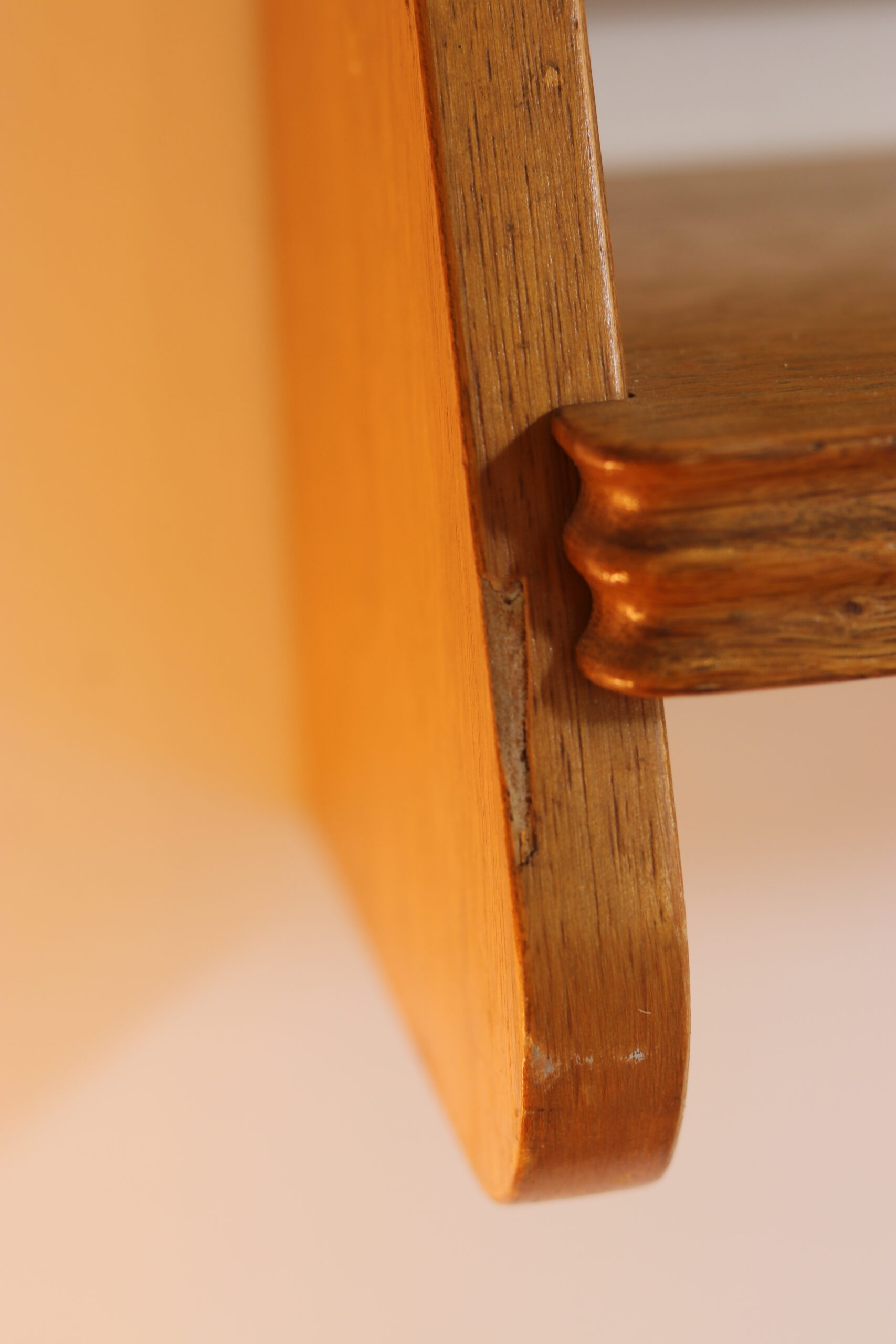 Paire d’étagères murales années 50 en bois – Image 6