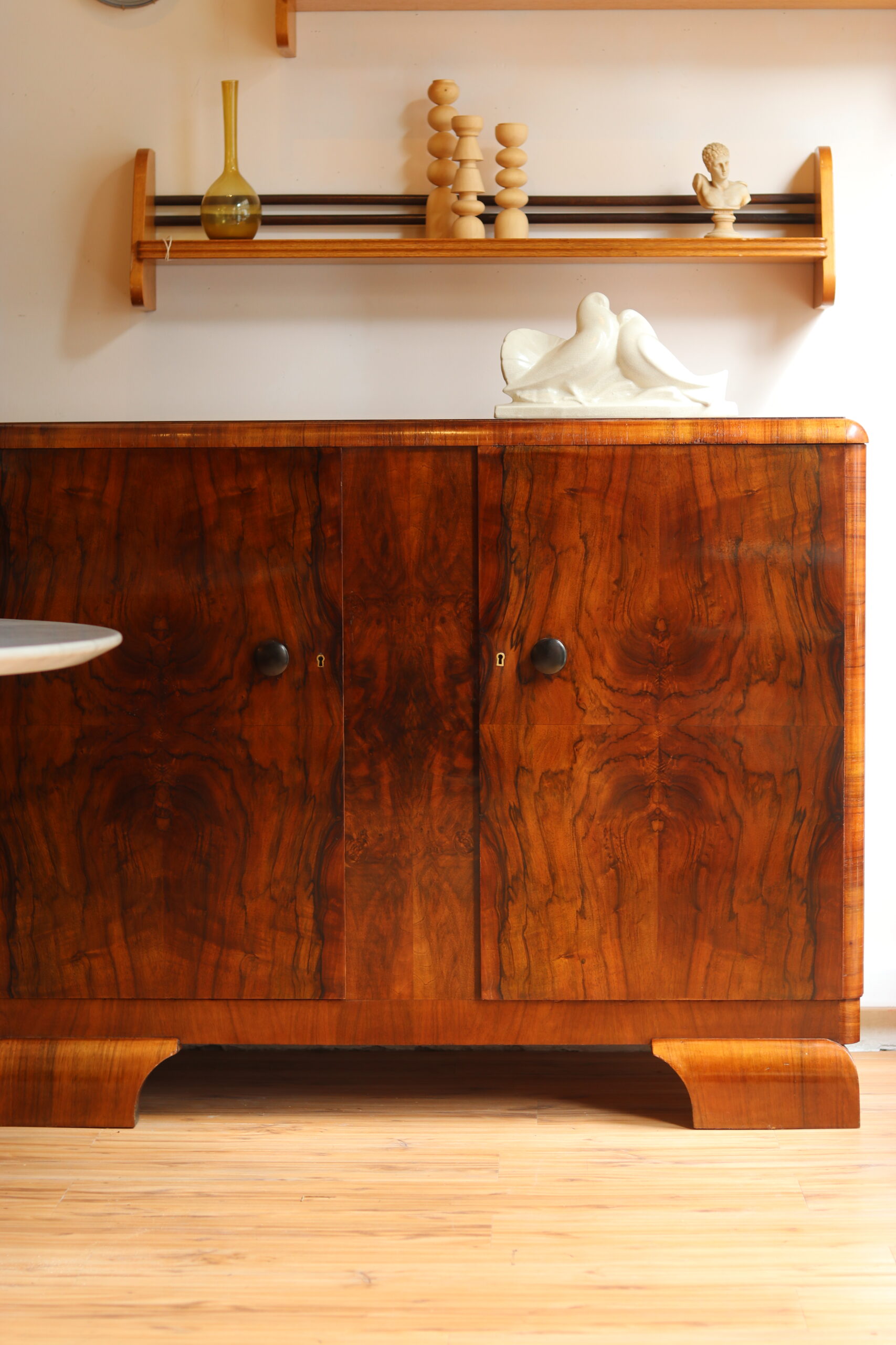 Buffet Art déco en loupe de noyer – Image 2