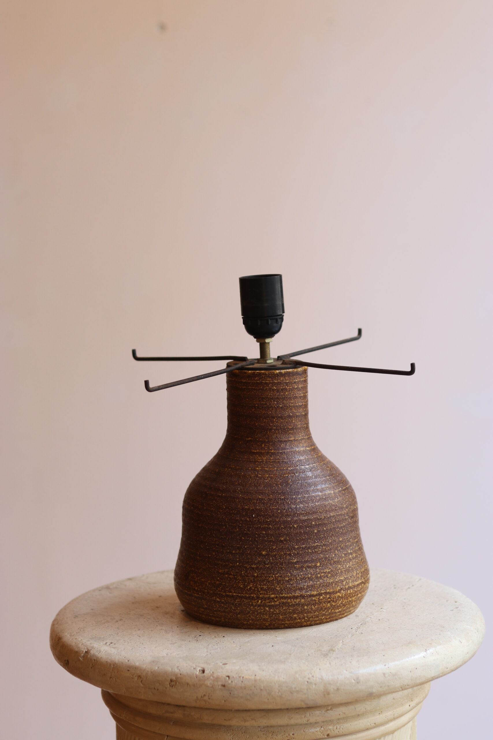 Lampe en céramique signée Accolay, années 60 – Image 5