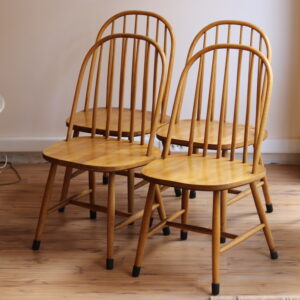 Suite de 4 chaises vintage, modèle Windsor