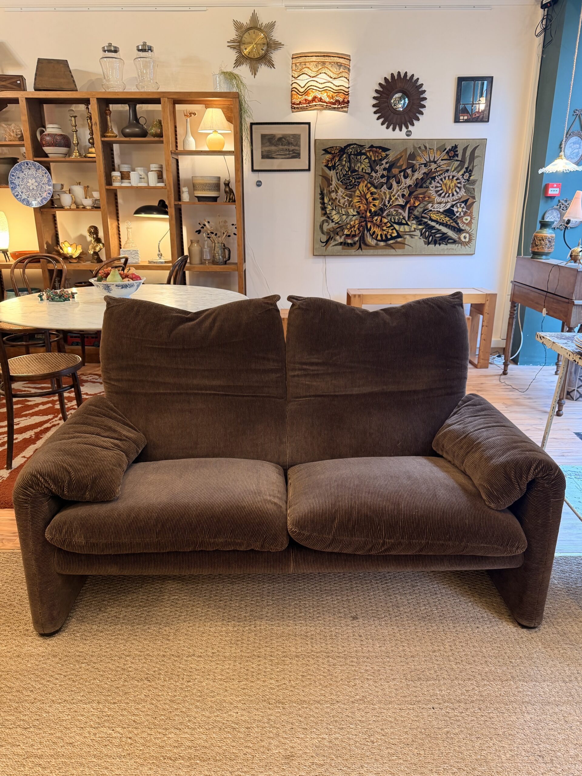 Canapé “Maralunga”, Vico Magistretti pour Cassina, 1973. 2 places. – Image 11