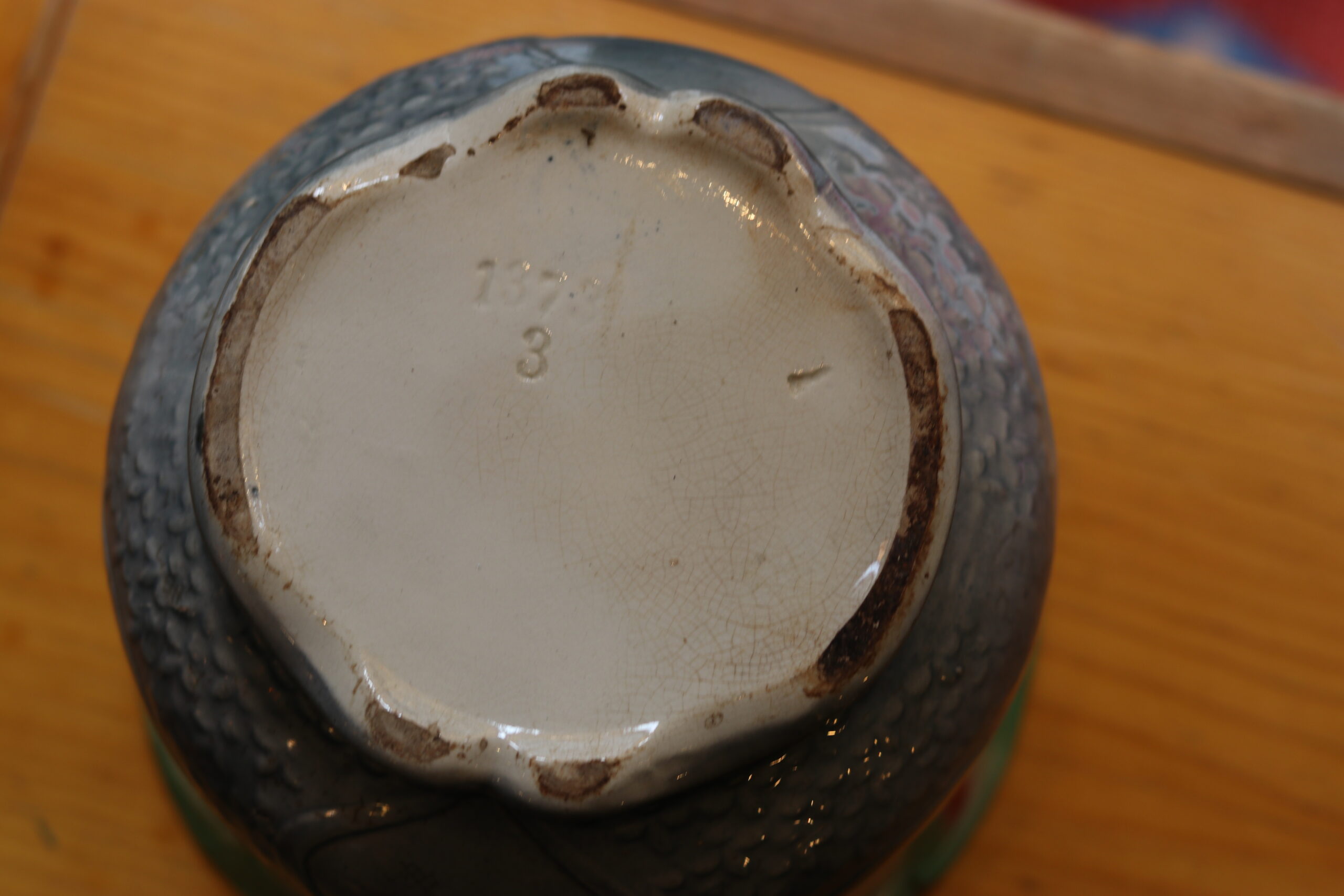 Cache-pot Art nouveau de la manufacture de Saint-Clément, vers 1900-1910 – Image 2