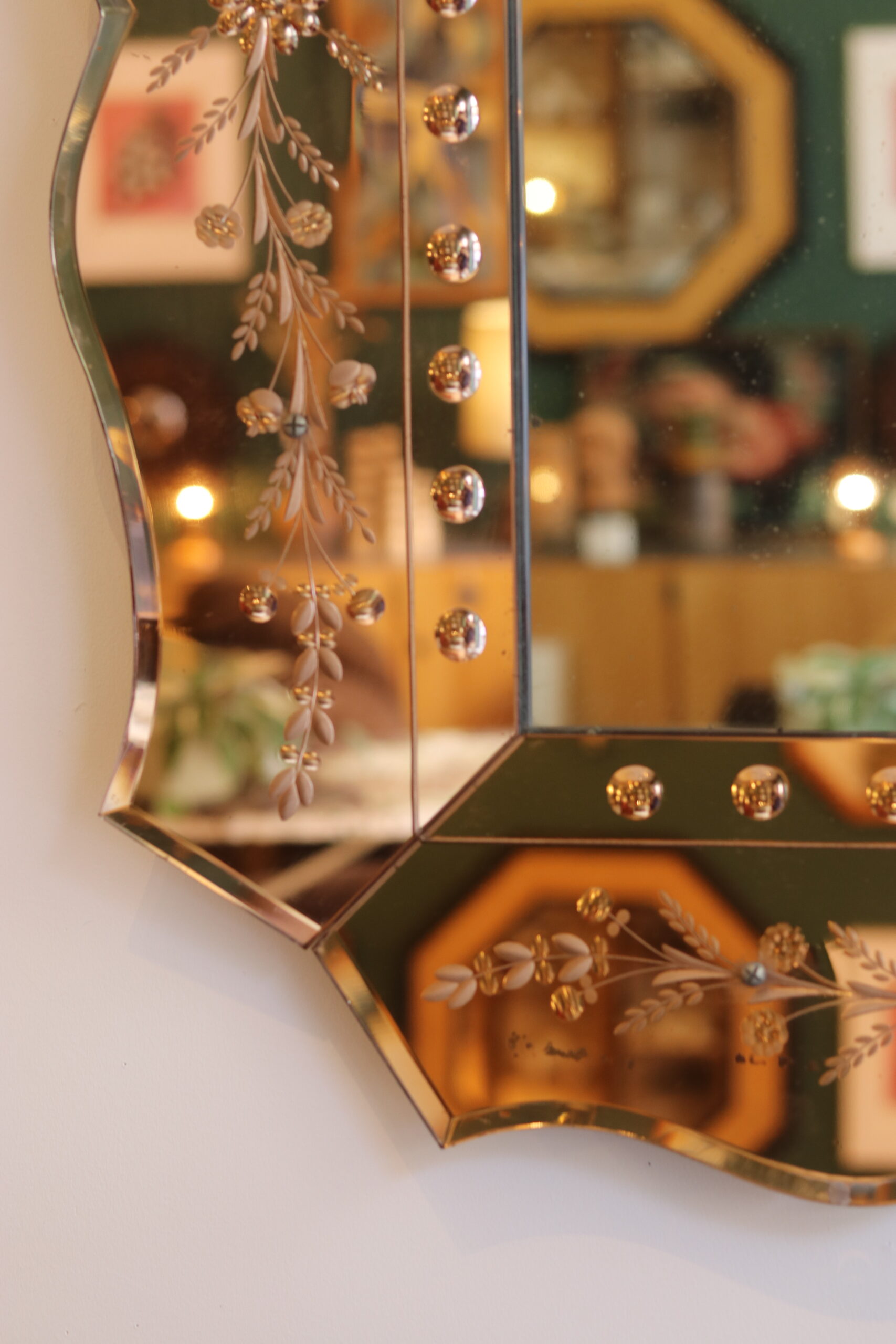 Grand miroir vénitien de la première moitié du XXe siècle, contour rosé – Image 8