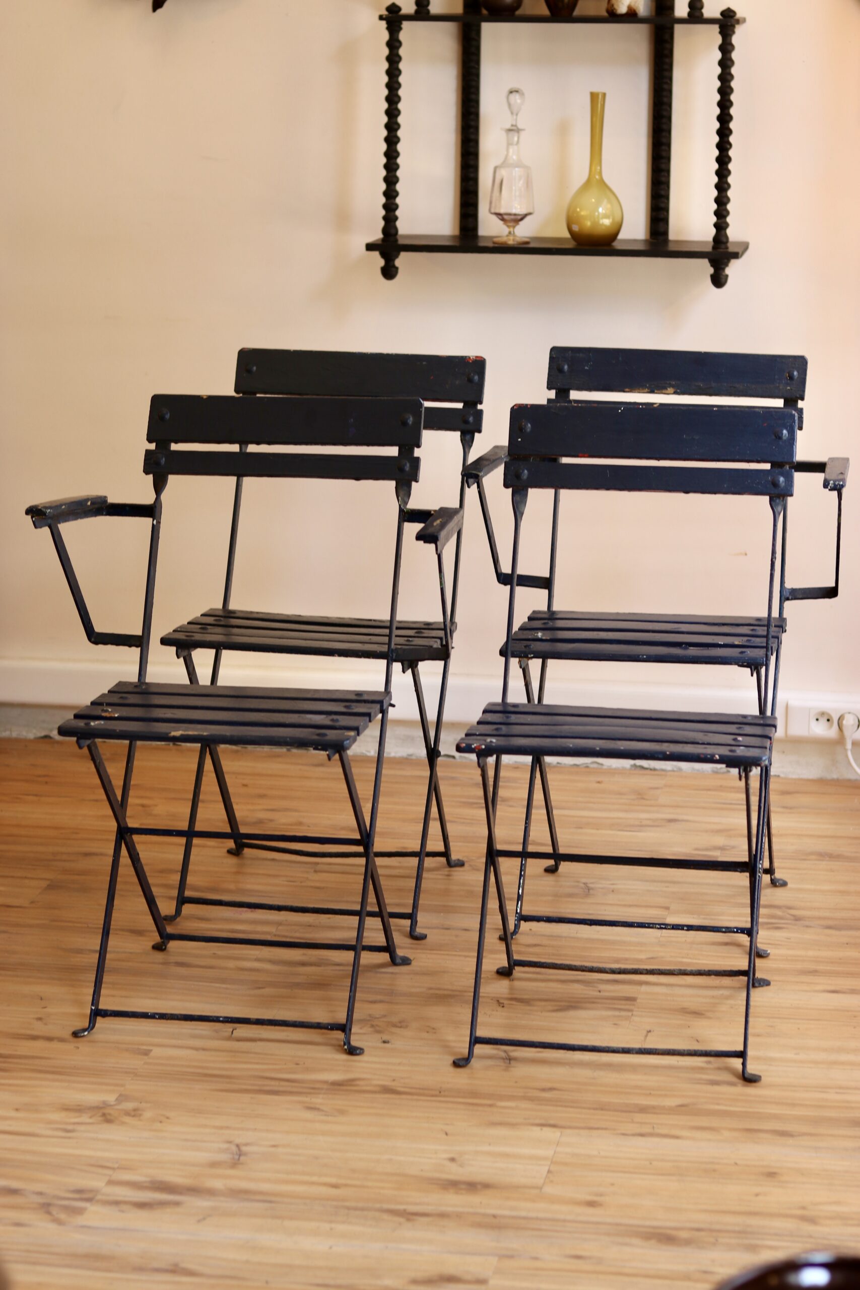 Ensemble rare de 4 chaises de jardin pliantes des années 50