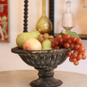 Coupe jardinière en terre cuite de style Médicis