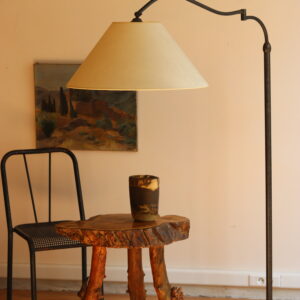 Lampadaire orientable en métal patiné, années 1970