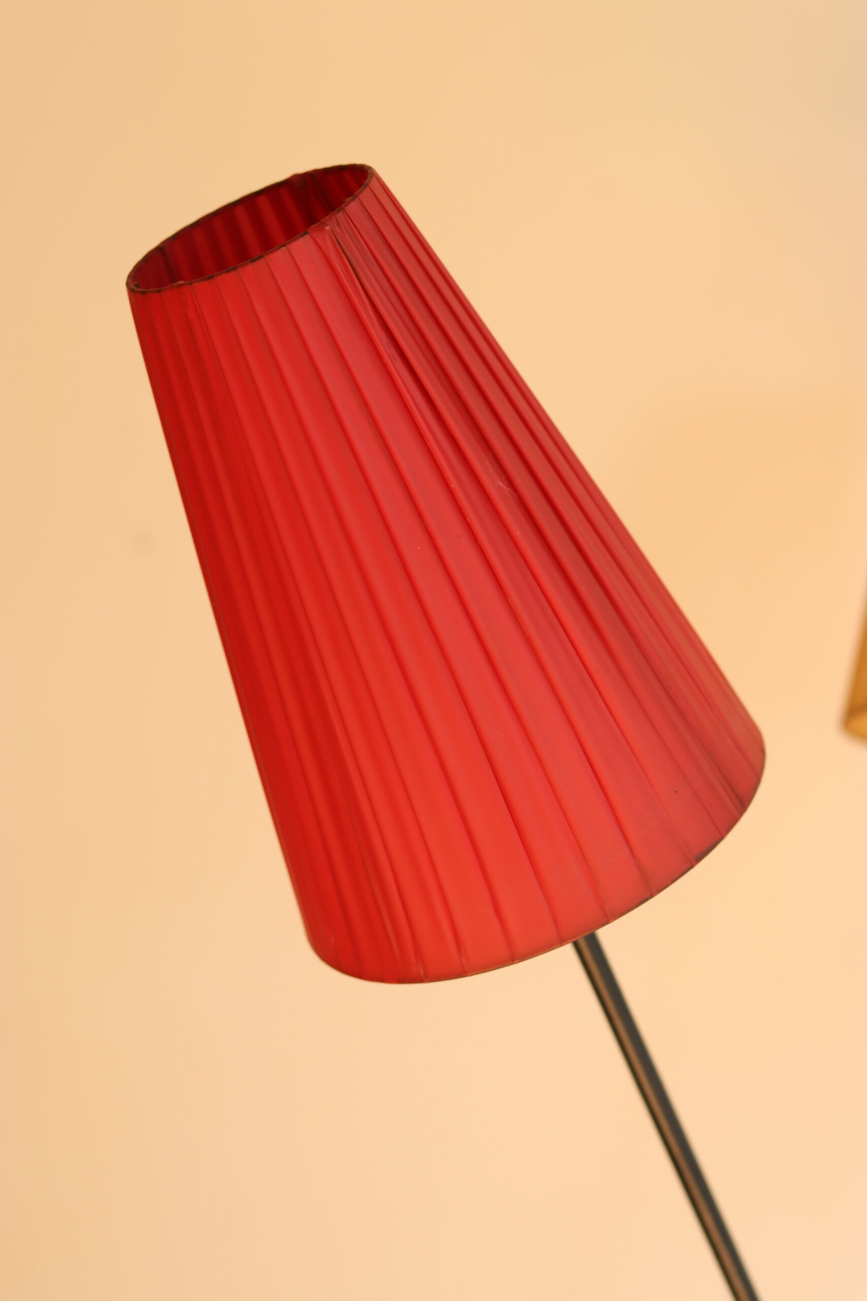 Lampadaire tripode tricolore années 50 à trois feux
