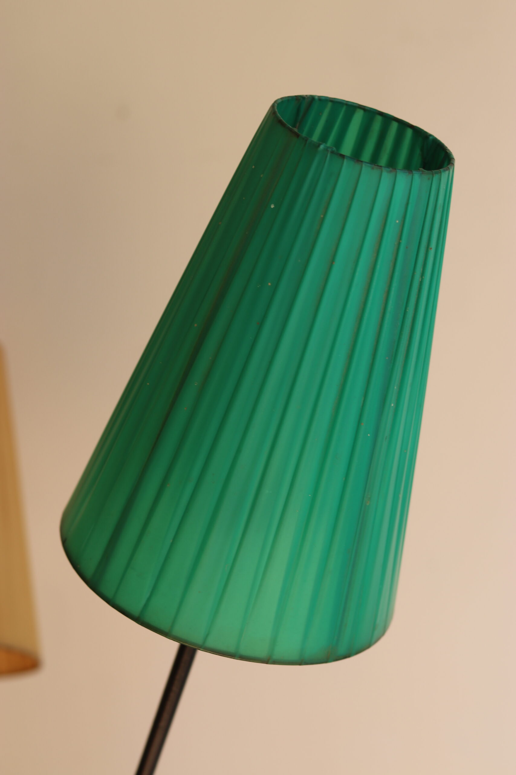 Lampadaire tripode tricolore années 50 à trois feux – Image 4
