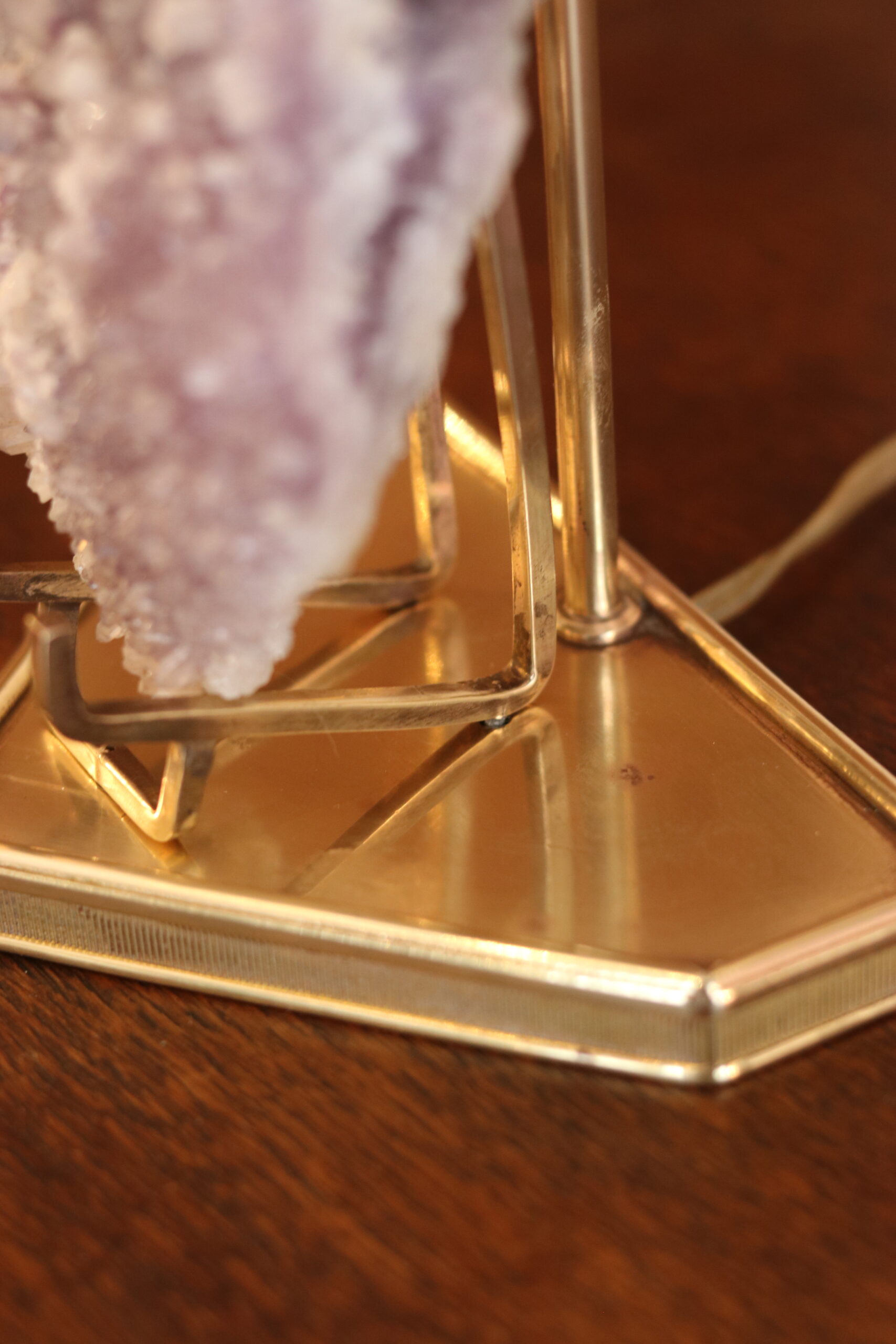 Pied de lampe vintage en laiton et améthyste – Image 6