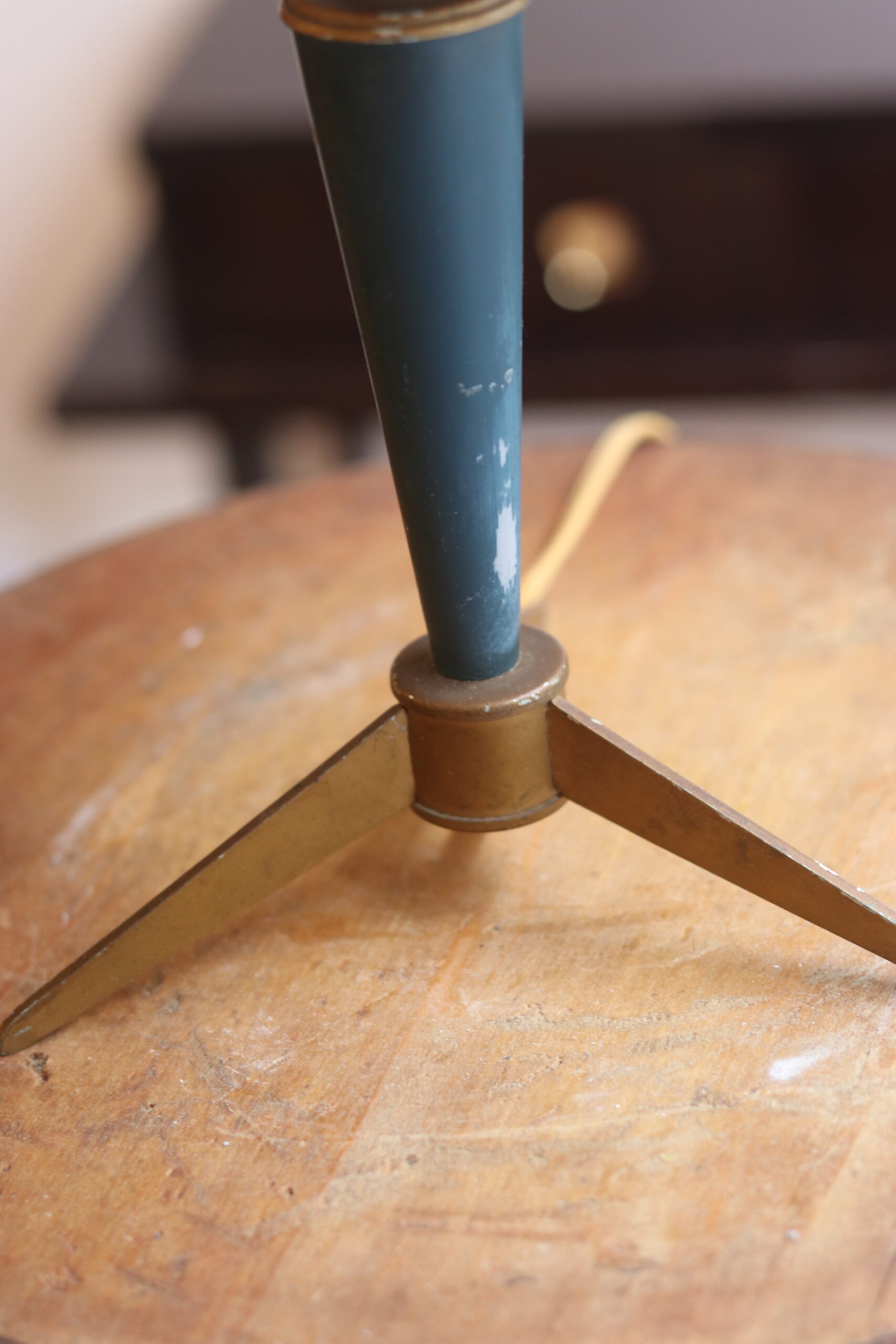 Lampe de table « Bijou » dessinée par Louis Kalff pour Philips