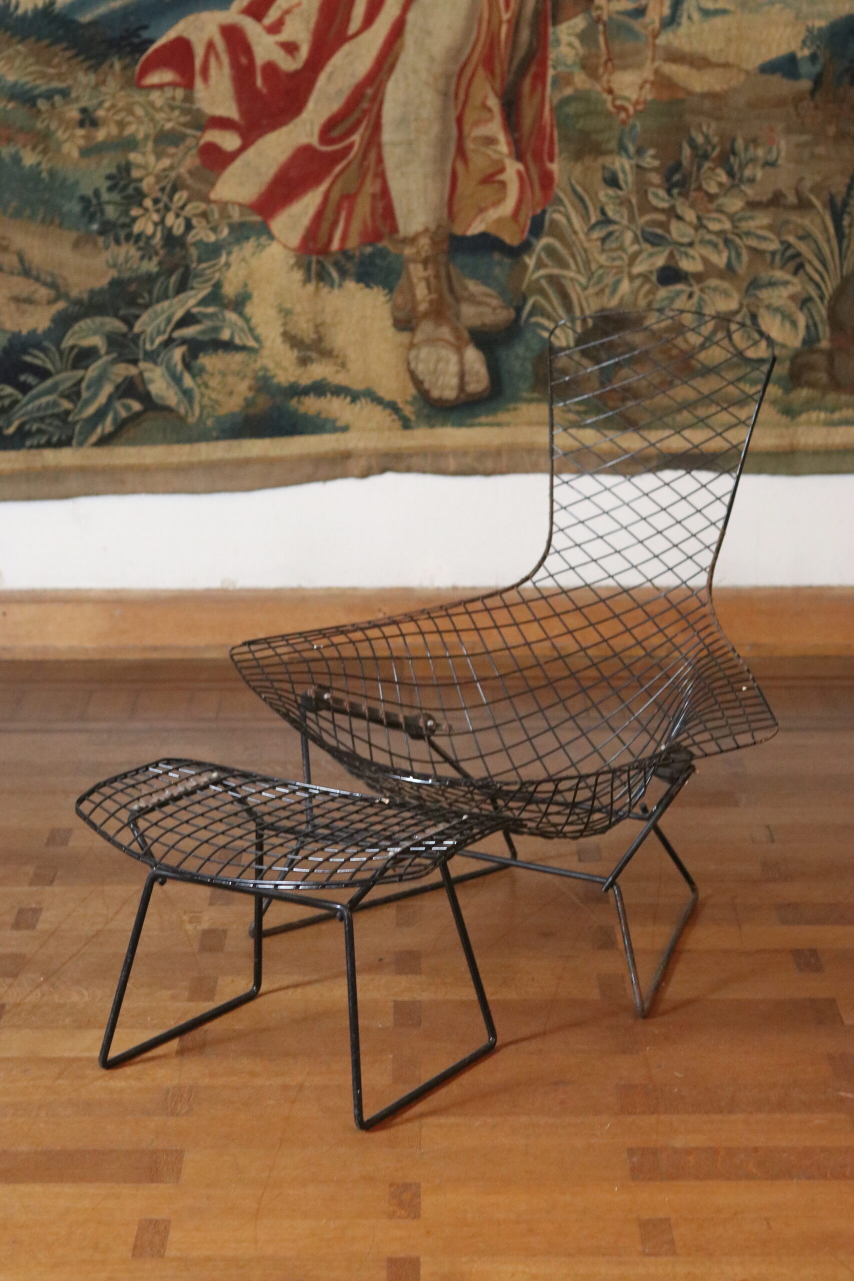Harry Bertoia pour Knoll – Bird Chair & ottoman
