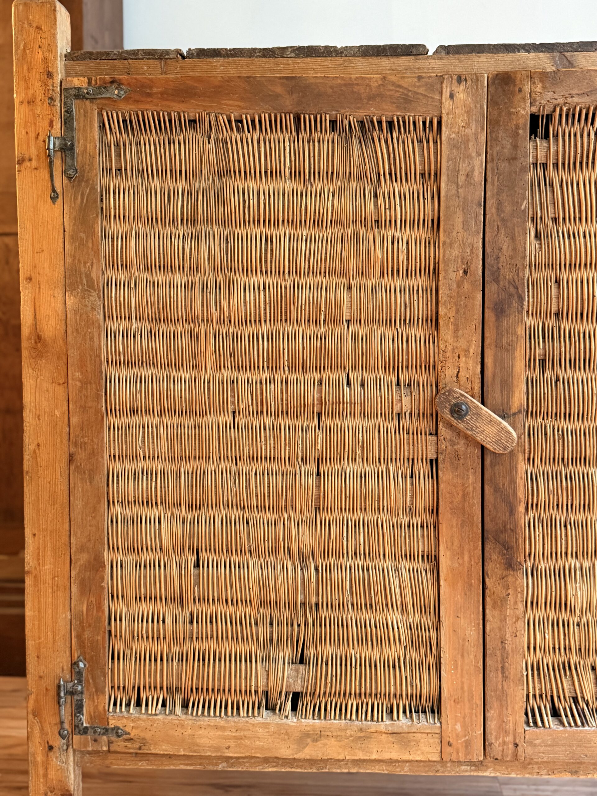 Séchoir à reblochons savoyard – vers 1930 – Image 9