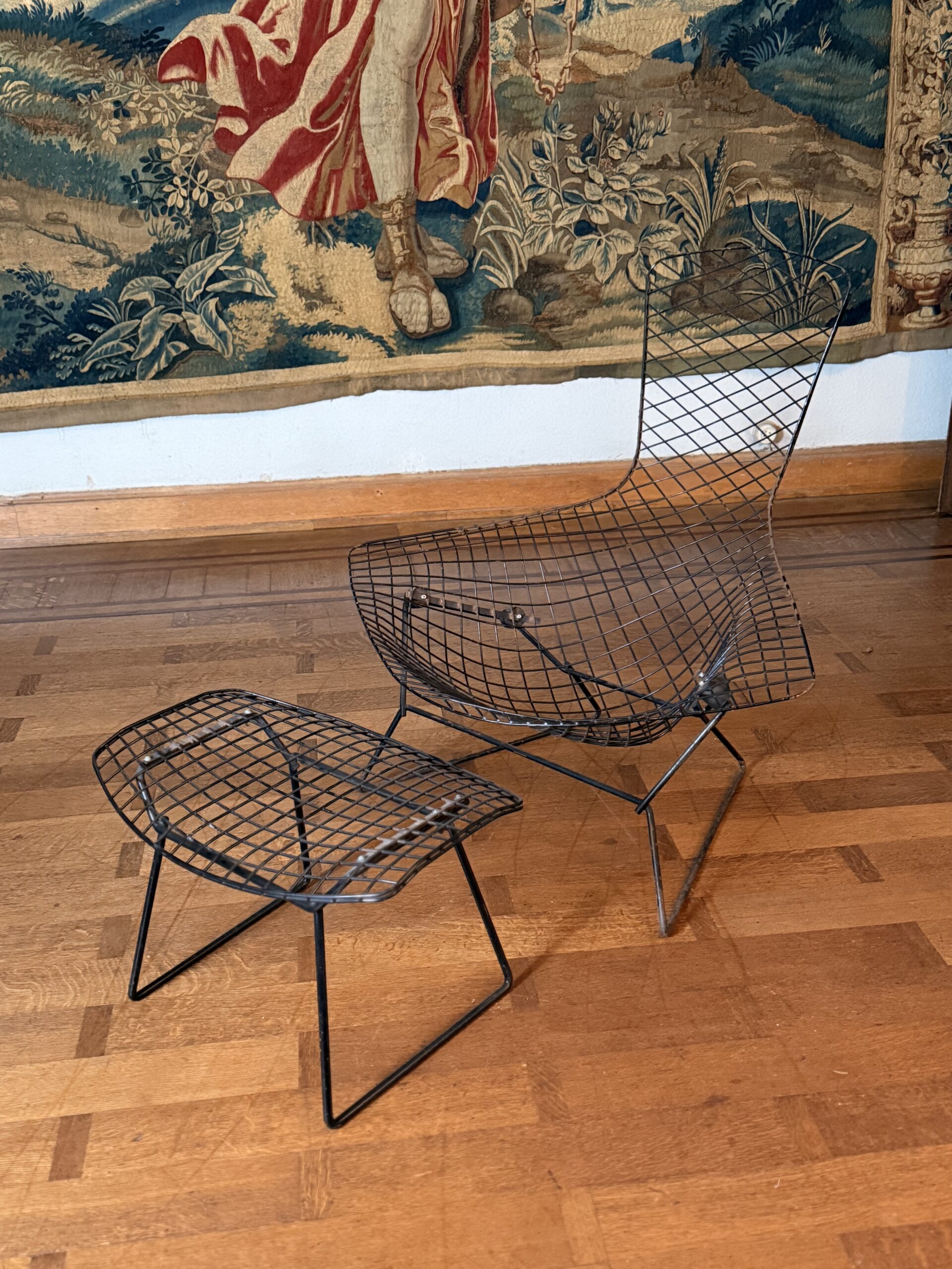 Harry Bertoia pour Knoll – Bird Chair & ottoman